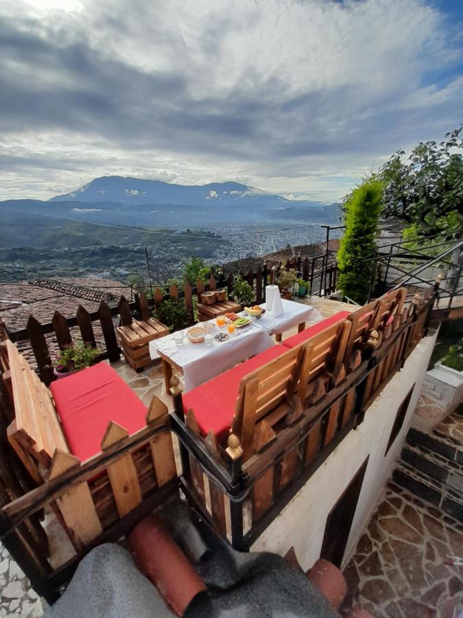 Guest House Maria - Berat Castle Exterior foto
